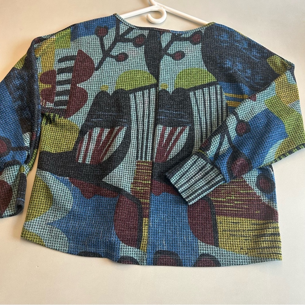Pure Essence Women's Abstract Multicolor Long Sleeve Top. Size M - Picture 6 of 8